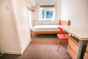 Photo 16- click for photo gallery